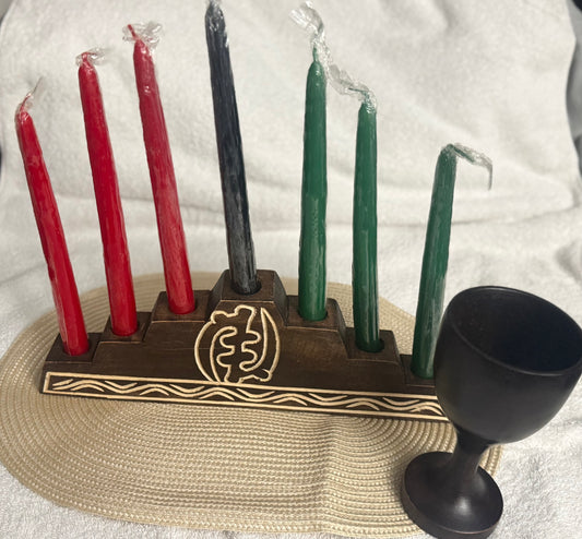 Gye Name Pyramind Kwanzaa Set Natural Brown