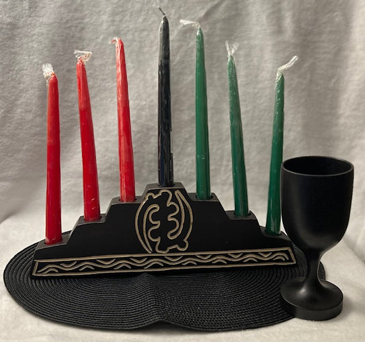 Gye Name Pyramind Kwanzaa Set Black